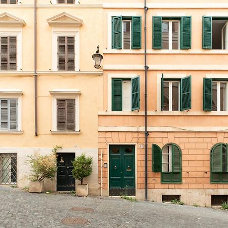 Iflat Lovely In Trevi ローマ エクステリア 写真